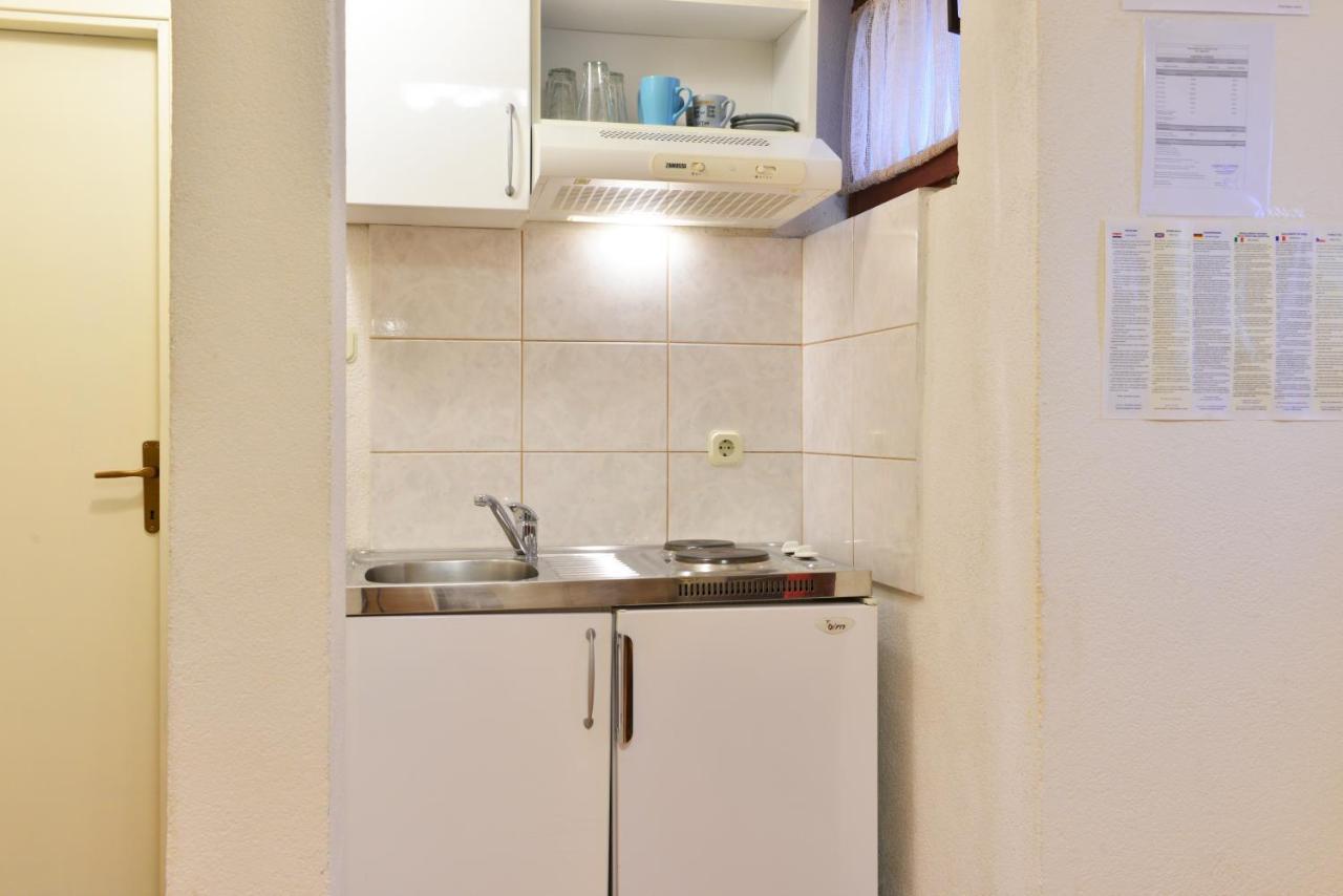 Apt Lavender On Nincevica St- 1 Bedroom Apt 5 Min To The Old Town Of Split Buitenkant foto